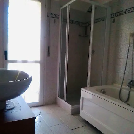 בית נופש Anna Regione Bussi 57 *